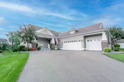 9769 Wedgewood Cir, Woodbury, MN 55125