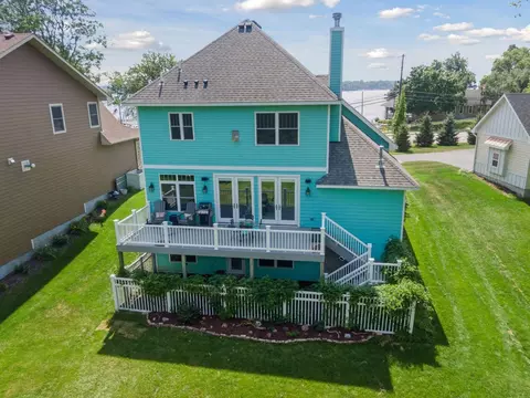 5782 Bartlett Blvd, Mound, MN 55364 photo 2