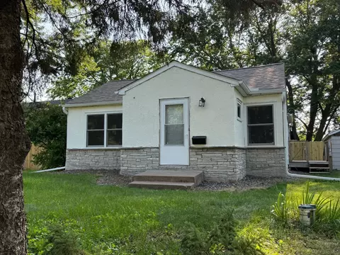 33858 Hastings St NE, Cambridge, MN 55008