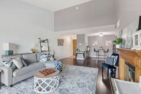 4100 Parklawn Ave #309, Edina, MN 55435