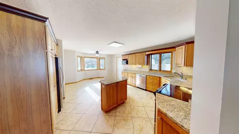 Kitchen - 2210 9th Ave SE, Willmar, MN 56201 photo 2 of 4