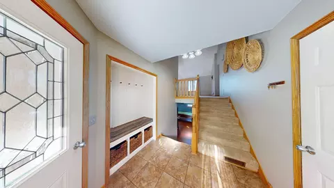 Entry Way - 2210 9th Ave SE, Willmar, MN 56201 photo 1 of 5