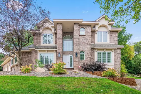 13828 Guild Ave, Apple Valley, MN 55124