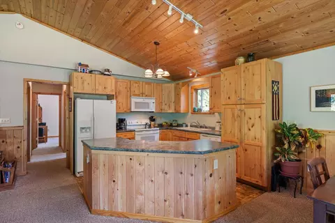1063 Fernberg Rd, Ely, MN 55731 photo 6