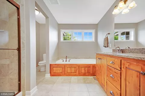 3631 Woodcrest Cir, Eagan, MN 55123 photo 34