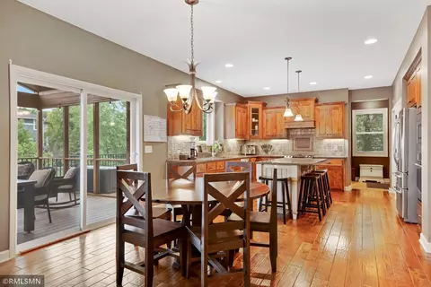 3631 Woodcrest Cir, Eagan, MN 55123 photo 16