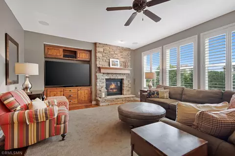 3631 Woodcrest Cir, Eagan, MN 55123 photo 4