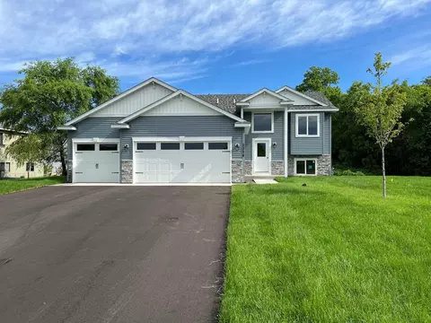 2452 Jewel St, Saint Augusta, MN 56301