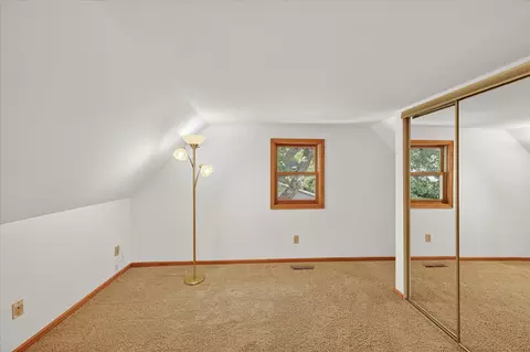 409 1st St E, Chaska, MN 55318 photo 17