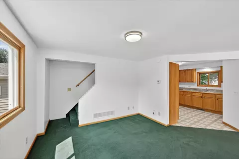 409 1st St E, Chaska, MN 55318 photo 11