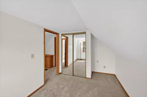 409 1st St E, Chaska, MN 55318 photo 19