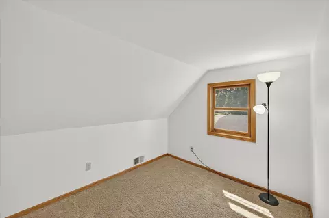 409 1st St E, Chaska, MN 55318 photo 20