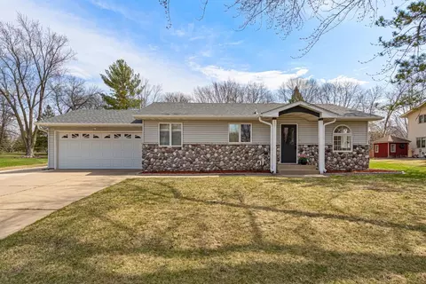407 Columbus Ave S, New Prague, MN 56071