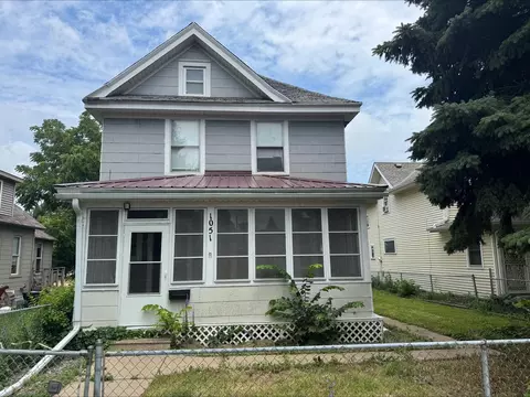 1051 Mclean Ave, Saint Paul, MN 55106