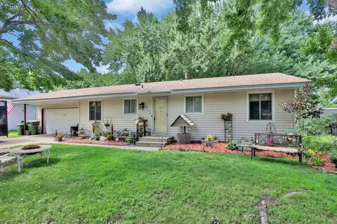 10178 Uplander St NW, Coon Rapids, MN 55433