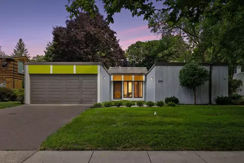 2153 Hoyt Ave W, Falcon Heights, MN 55108