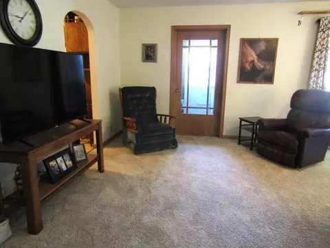 Living - 231 E Sorenson Ave, Appleton, MN 56208 photo 1 of 3