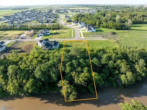9256 Didrick Dr, Horace, ND 58047 photo 8