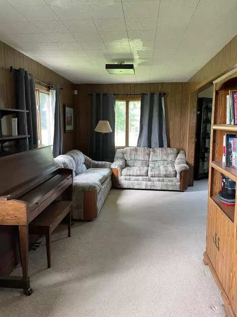 Living - 50128 850th Ave, Hector, MN 55342 photo 4 of 5