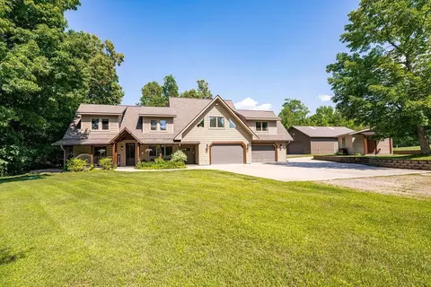 18732 Sugar Lake Trl, Cohasset, MN 55721