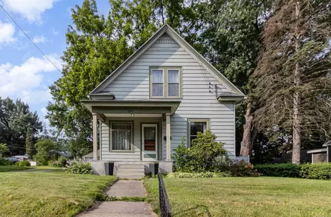 1318 S Park St, Red Wing, MN 55066