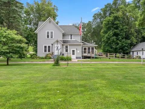 305 S Street St W, Eagle Bend, MN 56446