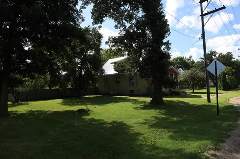 110 Central Ave N, Bertha, MN 56437