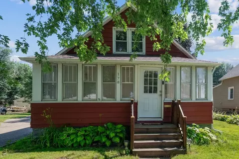 178 Mainzer St, West Saint Paul, MN 55118