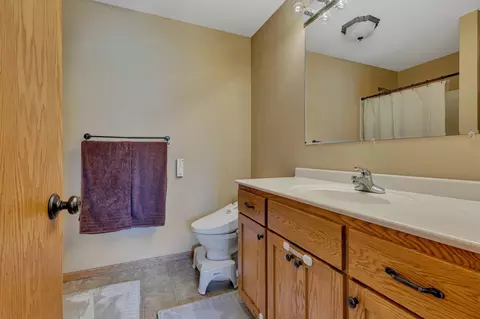 Bath - 972 Waters Edge Cir, Avon, MN 56310 photo 1 of 3