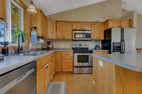 Kitchen - 972 Waters Edge Cir, Avon, MN 56310 photo 1 of 4