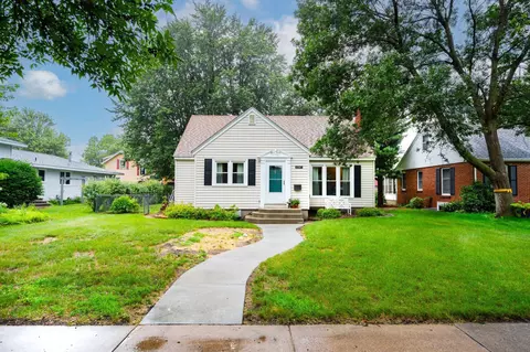 1207 6th Ave N, Saint Cloud, MN 56303 photo 2
