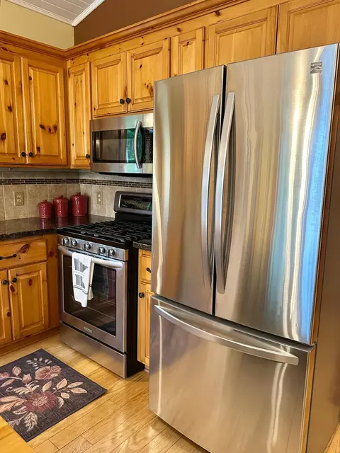 Kitchen - 6714 Shingobee Rd NW, Walker, MN 56484 photo 12 of 18