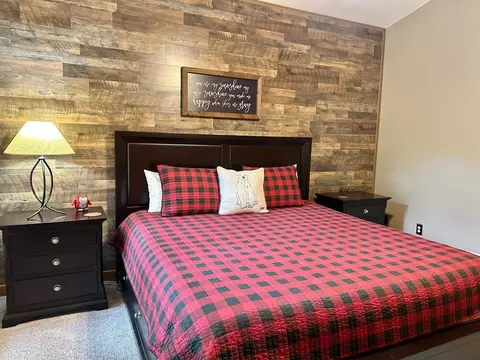 Bedroom - 6714 Shingobee Rd NW, Walker, MN 56484 photo 3 of 13