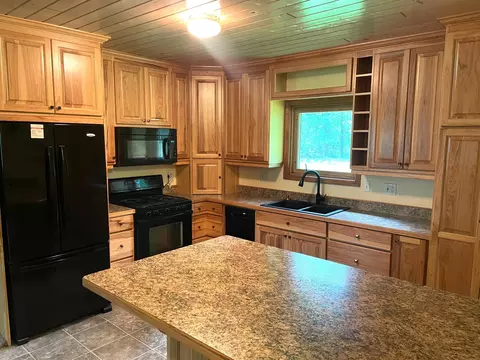 11277 Gull River Rd, East Gull Lake, MN 56401