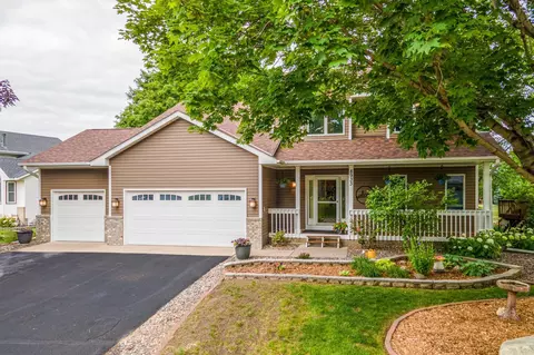 8933 Trinity Gdns N, Brooklyn Park, MN 55443