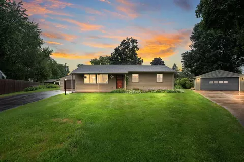 2295 Sierra Dr, White Bear Lake, MN 55110