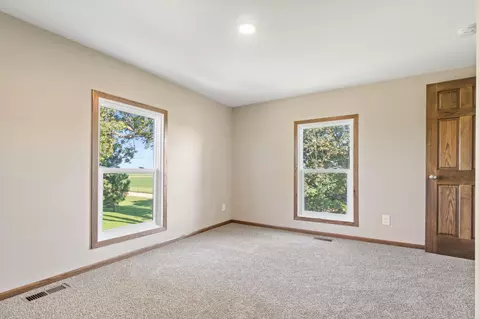 Bedroom - 6136 220th St E, Faribault, MN 55021 photo 6 of 9