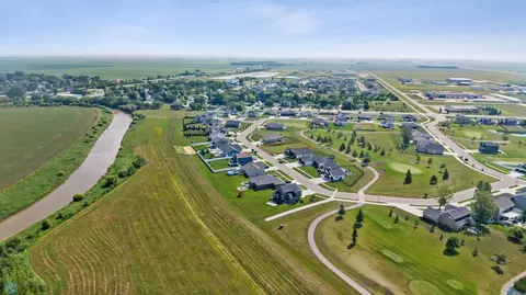 138 Annies Way, Mapleton, ND 58059 photo 8