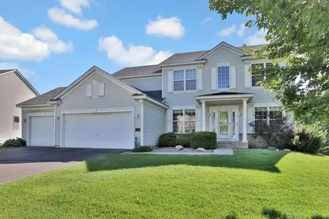 7333 Burr Oak Ave S, Cottage Grove, MN 55016