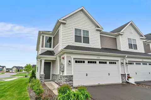 1500 Dogwood Ln, Carver, MN 55315
