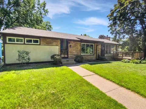 2082 Waukon Ave, Saint Paul, MN 55119