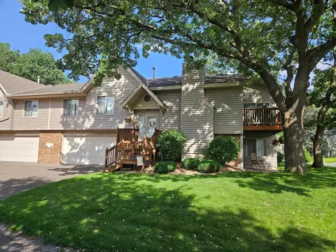 217 Galtier Pl, Shoreview, MN 55126