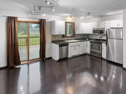 226 Crocus Ln, Monticello, MN 55362