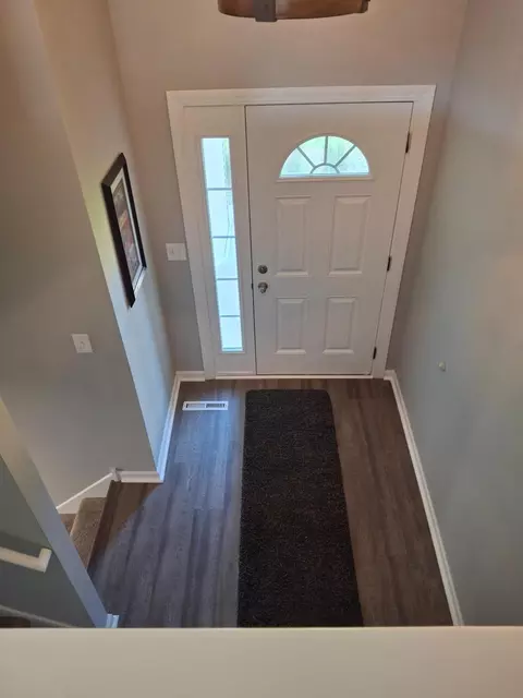 Entry Way - 4112 S Meadowlark Rd, Eagan, MN 55122 photo 1 of 4
