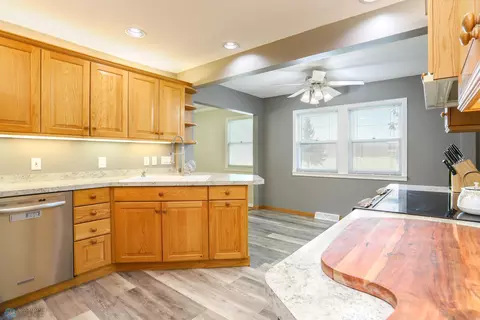 Kitchen - 921 16th St S, Fargo, ND 58103 photo 4 of 4
