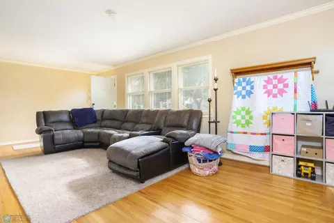 Living - 921 16th St S, Fargo, ND 58103 photo 1 of 1