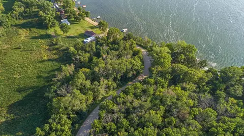 14 Nnn Camp Winona Trl, Faribault, MN 55021