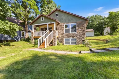 251 Cottage Pl, Shoreview, MN 55126