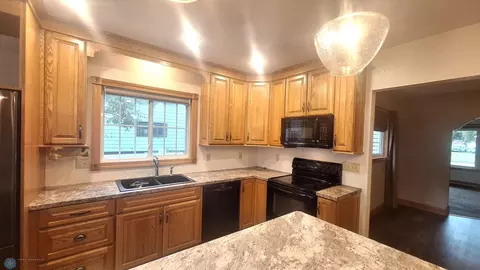 106 E 1st Ave S, Cavalier, ND 58220 photo 14