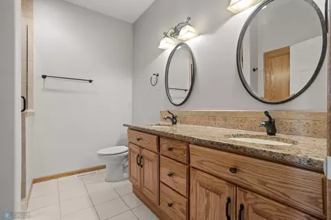 Bath - 1172 Eagle Park Dr S, Fargo, ND 58104 photo 1 of 5